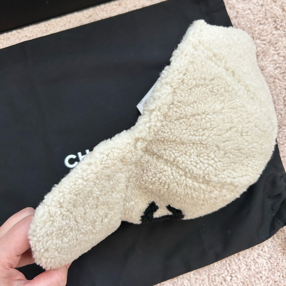 Chanel Shearling cap. One size - Picture 6 of 11